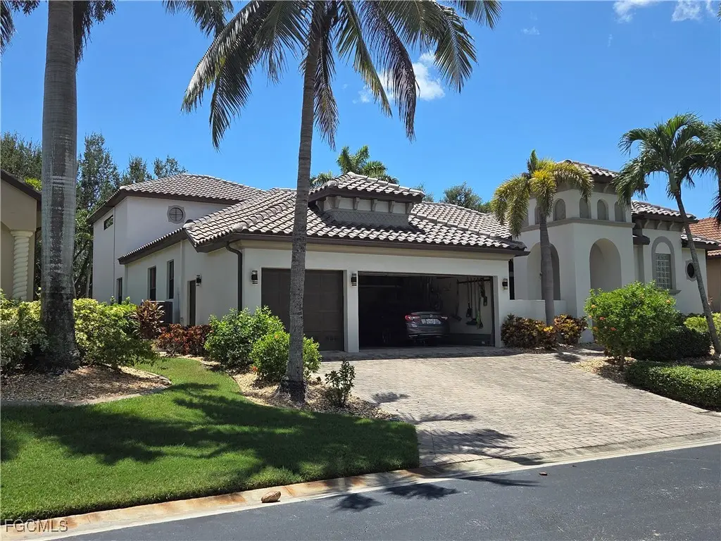 8922 Tropical Court S, Fort Myers, FL 33908 - Image #1