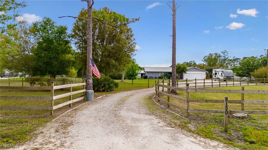 8150 Dosonte Lane, North Fort Myers, FL 33917 - Image #3