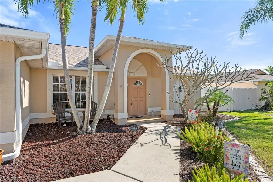 3011 SE 8th Place, Cape Coral, FL 33904 - #2