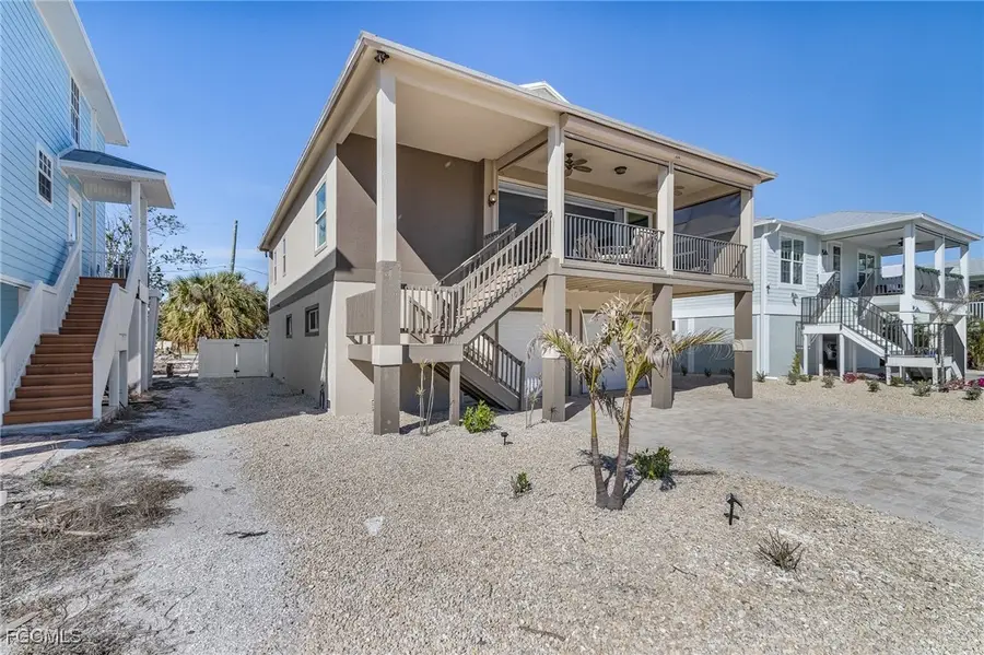 109 Gulfview Avenue, Fort Myers Beach, FL 33931 - Image #2