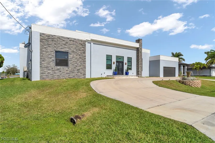 2405 SW 32nd Street, Cape Coral, FL 33914 - Image #2