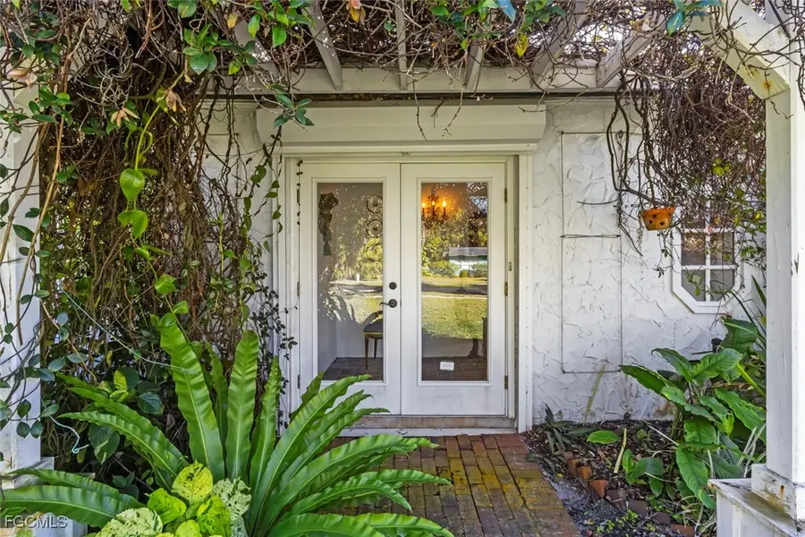 1348 Alcazar Avenue, Fort Myers, FL 33901 - Image #3