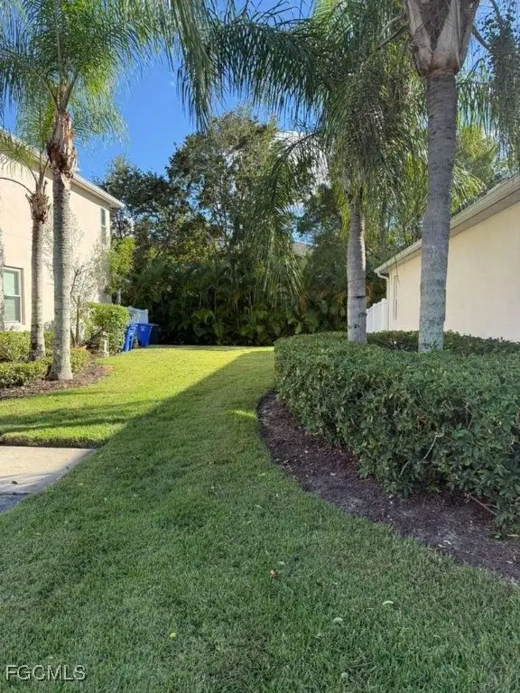 3616 Pine Oak Circle #101, Fort Myers, FL 33916 - Image #3