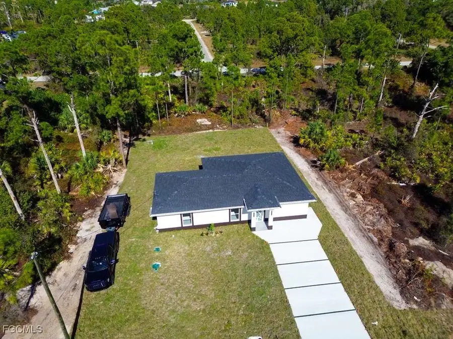 855 Foxtail Street, Lehigh Acres, FL 33974 - Image #3