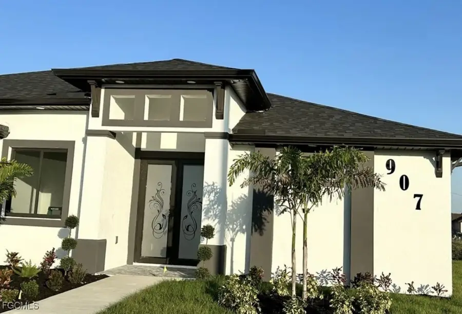 907 NE 13th Place, Cape Coral, FL 33909 - Image #2