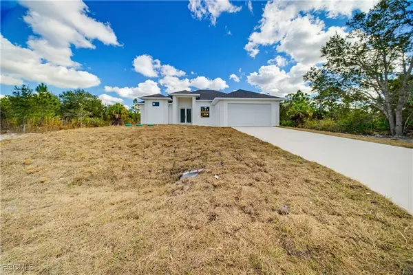 910 North Avenue, Lehigh Acres, FL 33972