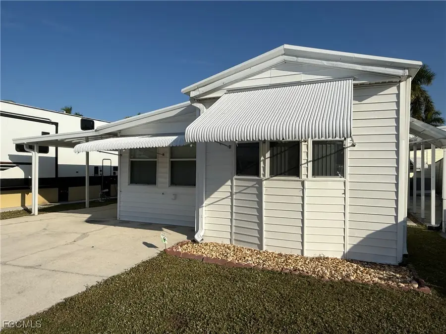 11182 Sunglow Lane, Fort Myers, FL 33908 - Image #2