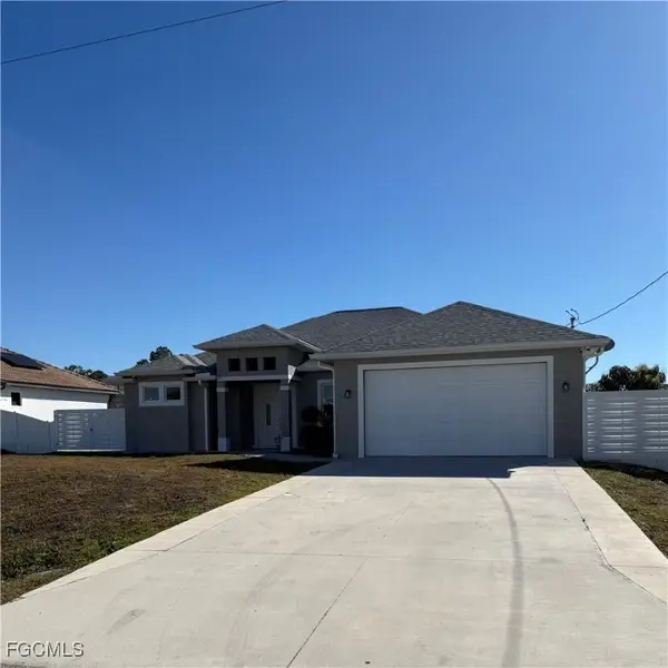 3013 4th Street W, Lehigh Acres, FL 33971