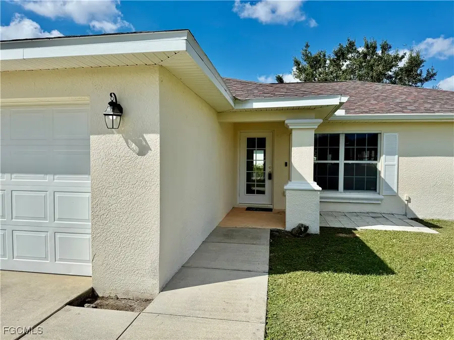 710 Altair Avenue, Fort Myers, FL 33913 - Image #2
