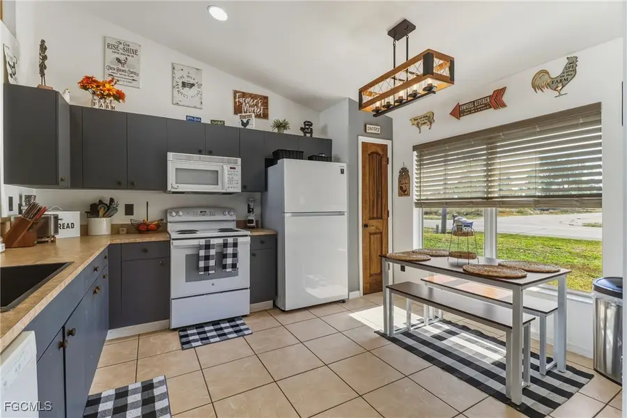 3910 23rd Street Sw, Lehigh Acres, FL 33976 - Image #3