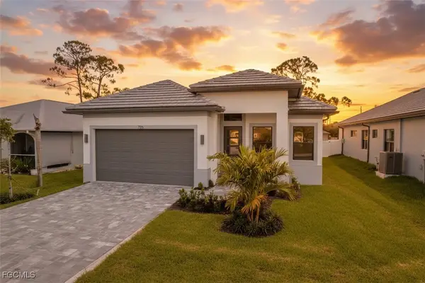 795 108th Avenue N, Naples, FL 34108