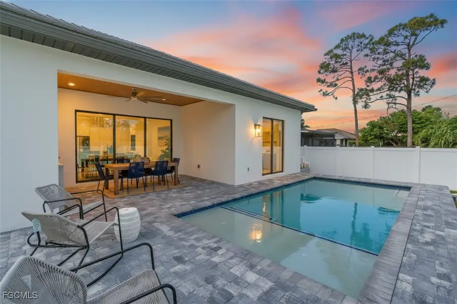 795 108th Avenue N, Naples, FL 34108 - #2