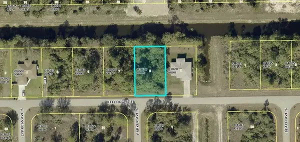 1033 Kellogg Street E, Lehigh Acres, FL 33974