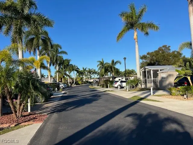 10342 Prairie Iris Trail, Fort Myers, FL 33905 - Image #2