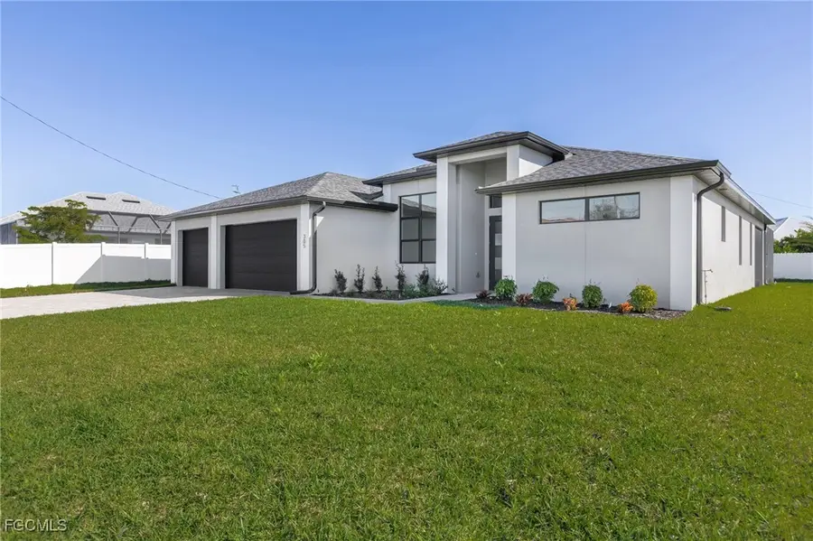 305 NW 15th Place, Cape Coral, FL 33993 - Image #3