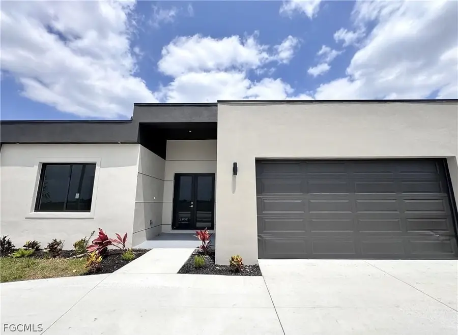 1247 Kismet Parkway W, Cape Coral, FL 33993 - #3