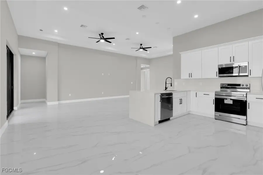 947 Gable Street, Lehigh Acres, FL 33974 - #3