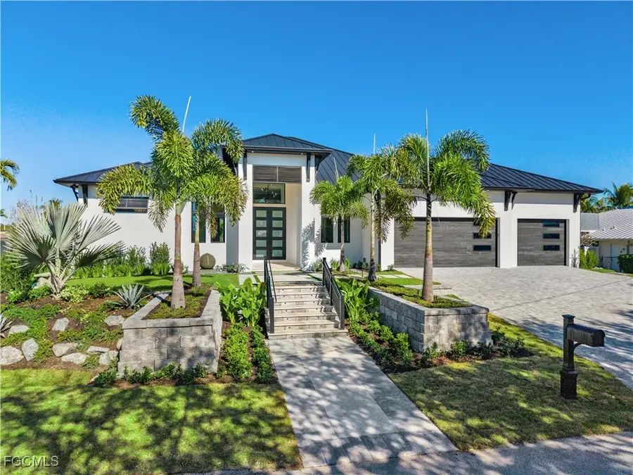 111 Montrose Drive, Fort Myers, FL 33919 - #3