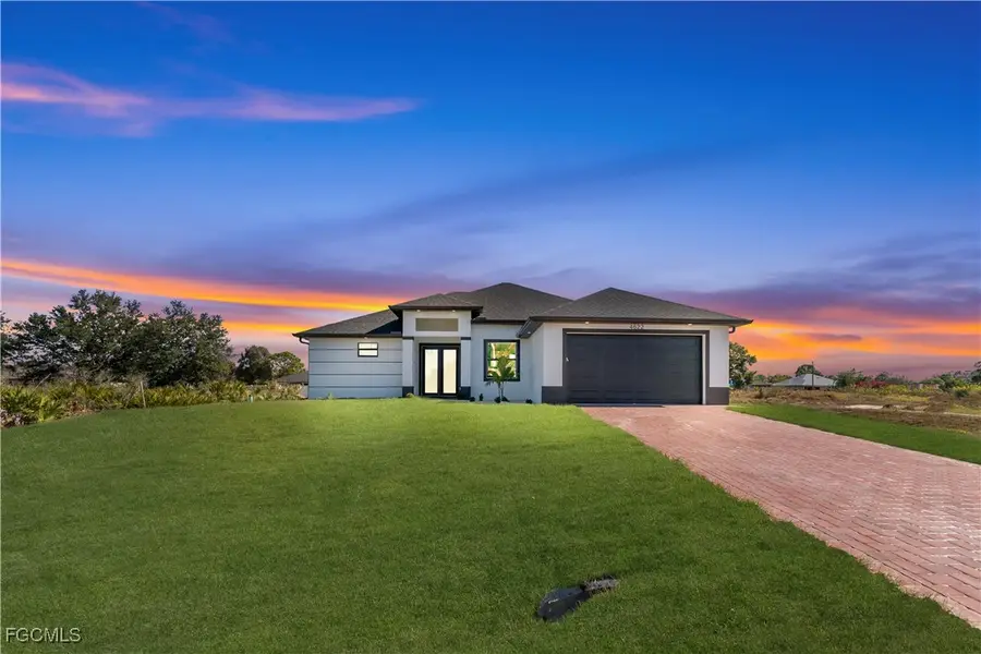 4622 Hanna Avenue N, Lehigh Acres, FL 33971 - #3