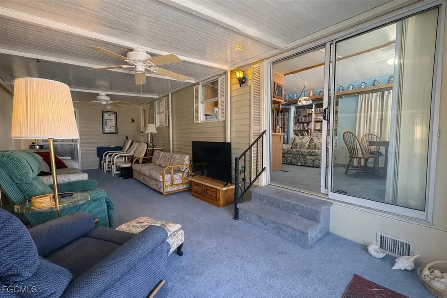 318 Fountain View Boulevard, North Fort Myers, FL 33903 - #2