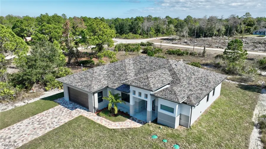 843 Burns Avenue S, Lehigh Acres, FL 33974 - Image #3