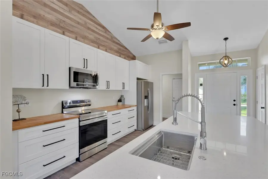 419 NW 3rd Street, Cape Coral, FL 33993 - #3