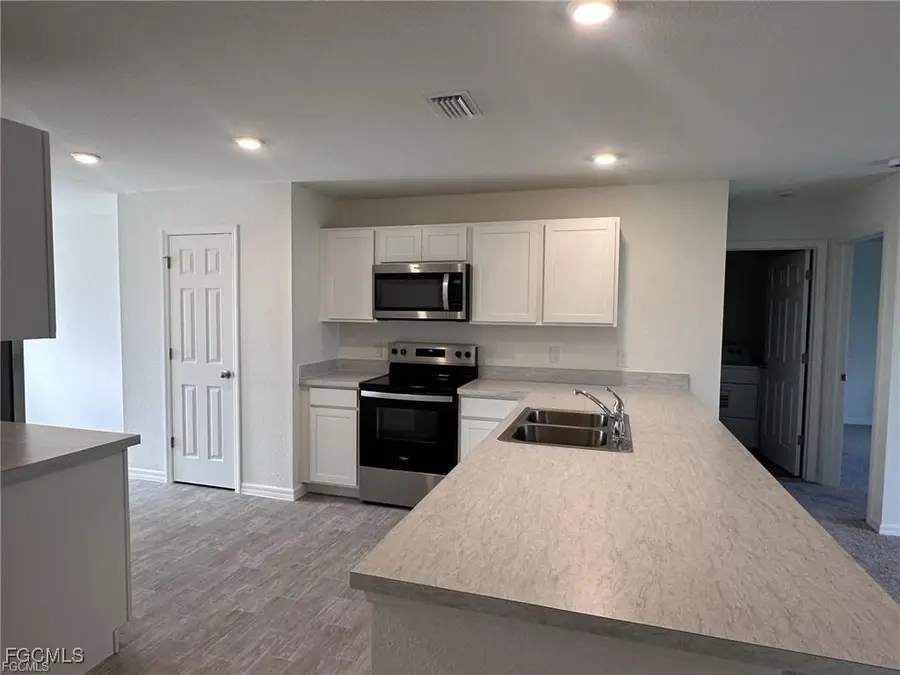 3206 NE 14th Place, Cape Coral, FL 33909 - #2