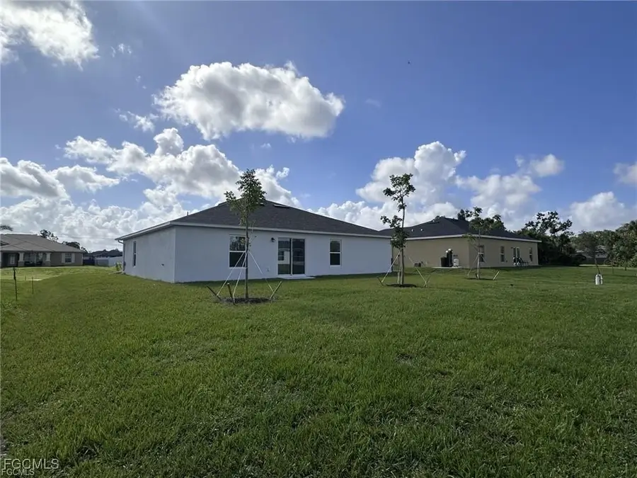 3206 NE 14th Place, Cape Coral, FL 33909 - #3