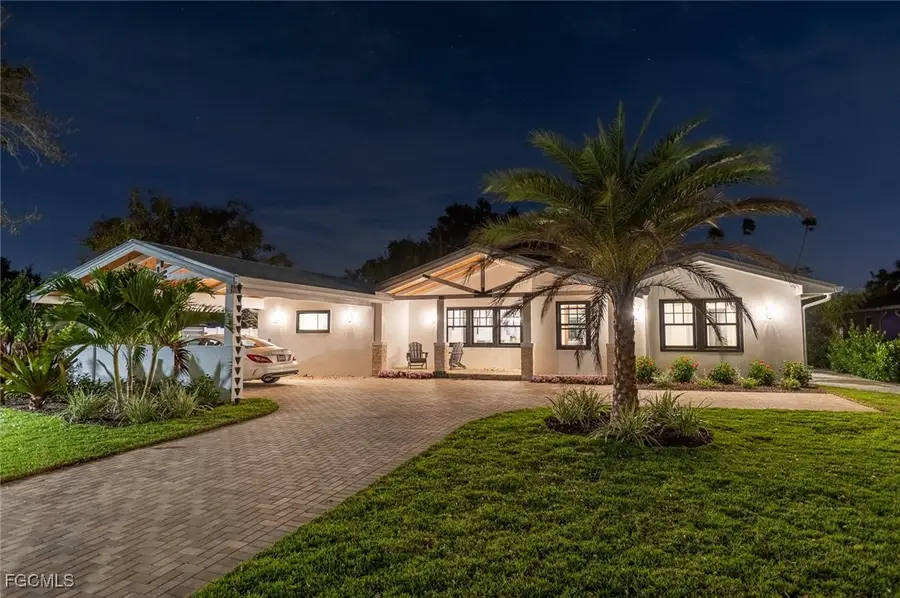 1325 Canterbury Drive, Fort Myers, FL 33901 - Image #2