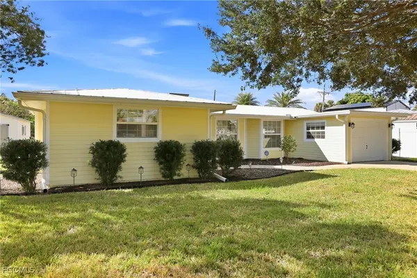 2263 Club House Road, North Fort Myers, FL 33917