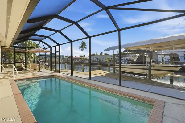 2821 Bruce Street, Matlacha, FL 33993