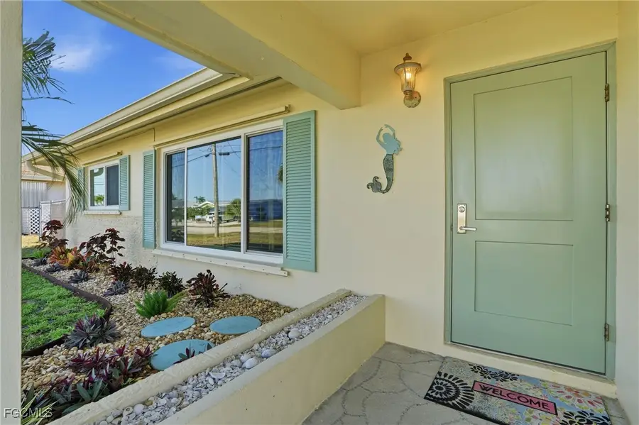 2821 Bruce Street, Matlacha, FL 33993 - Image #2