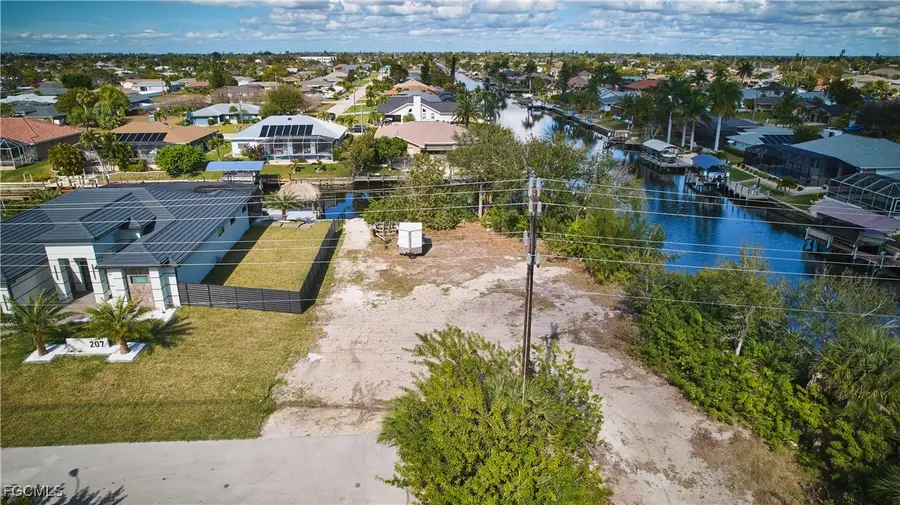 201 SW 40th Street, Cape Coral, FL 33914 - #3