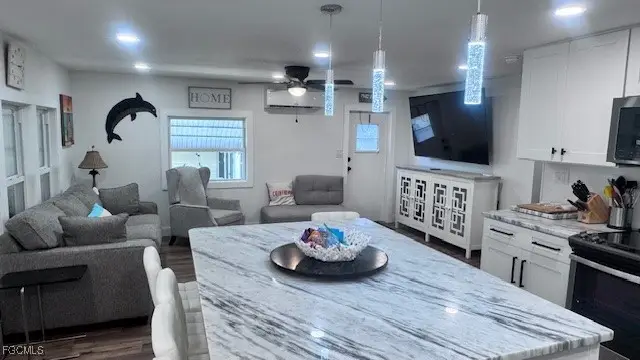 5524 Ben Franklin Lane, North Fort Myers, FL 33917 - #3