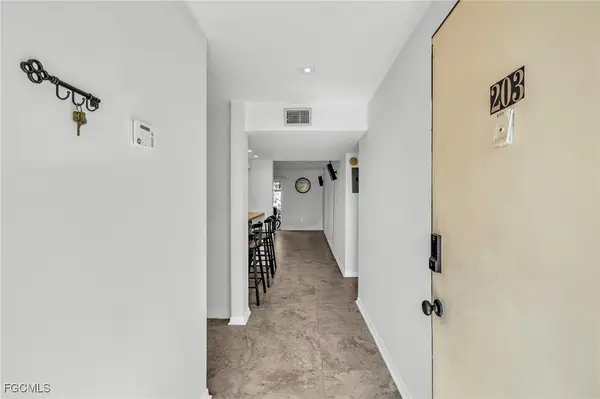 10772 La Placida Drive #7-203, Coral Springs, FL 33065-3796