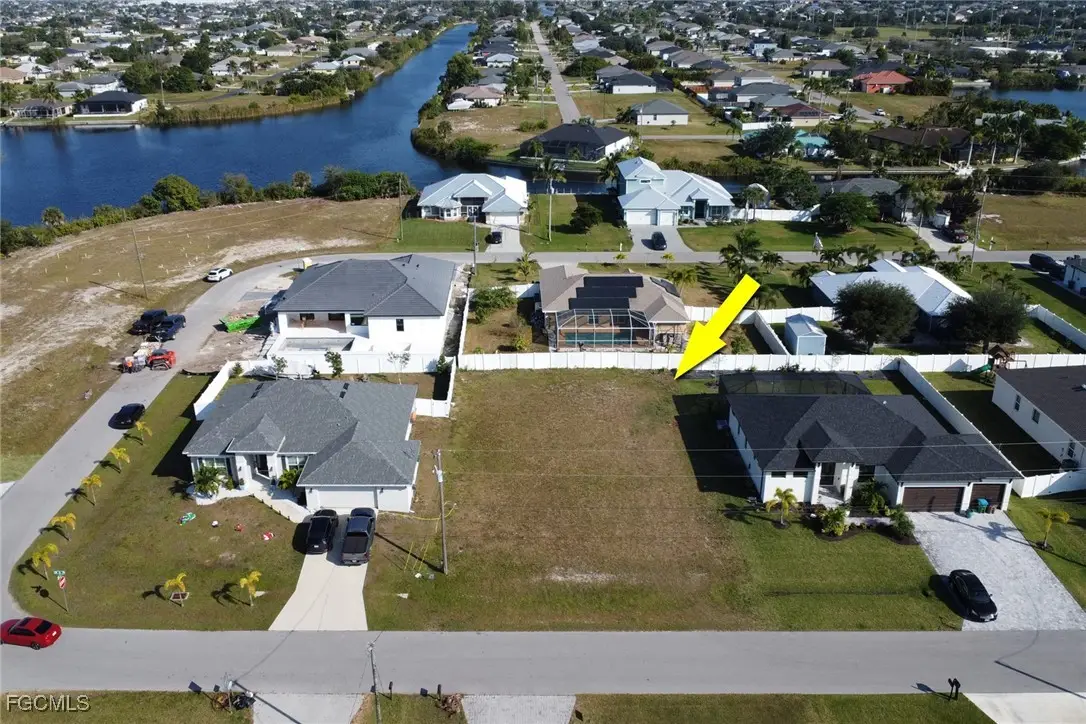 127 SW 31st Place, Cape Coral, FL 33991 - Image #1