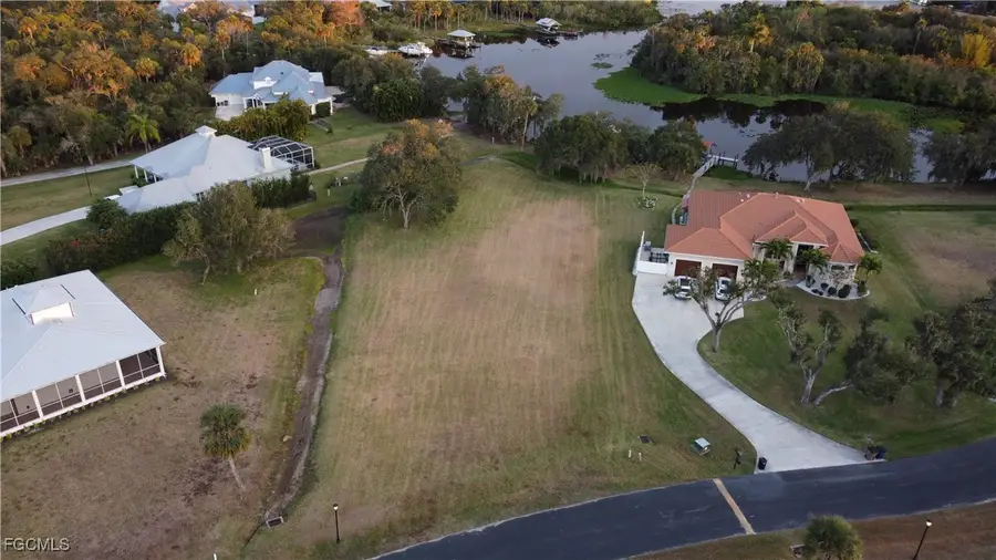 16520 Oakview Circle, Alva, FL 33920 - #2