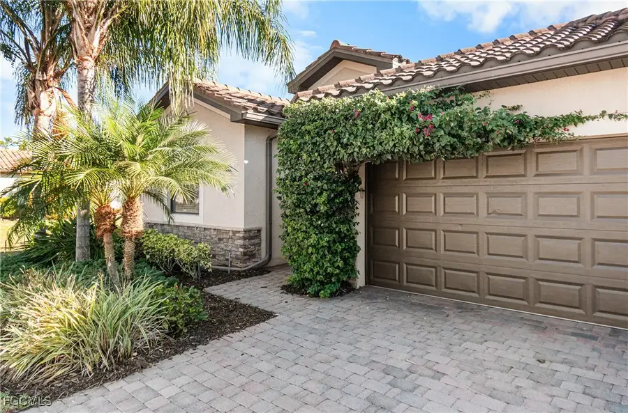 10953 Cherry Laurel Drive, Fort Myers, FL 33912 - Image #3