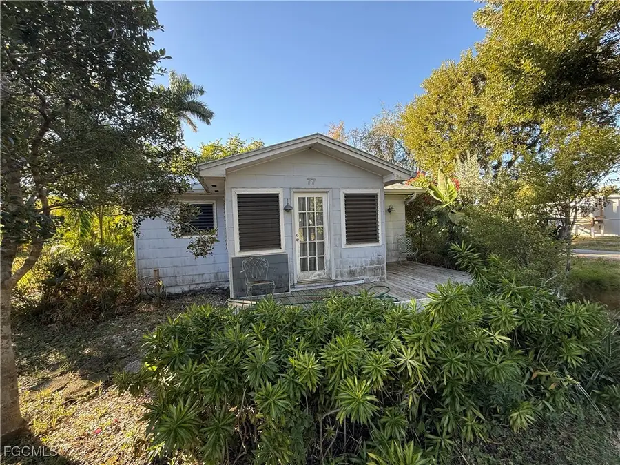 77 Oak Street, North Fort Myers, FL 33903 - #3