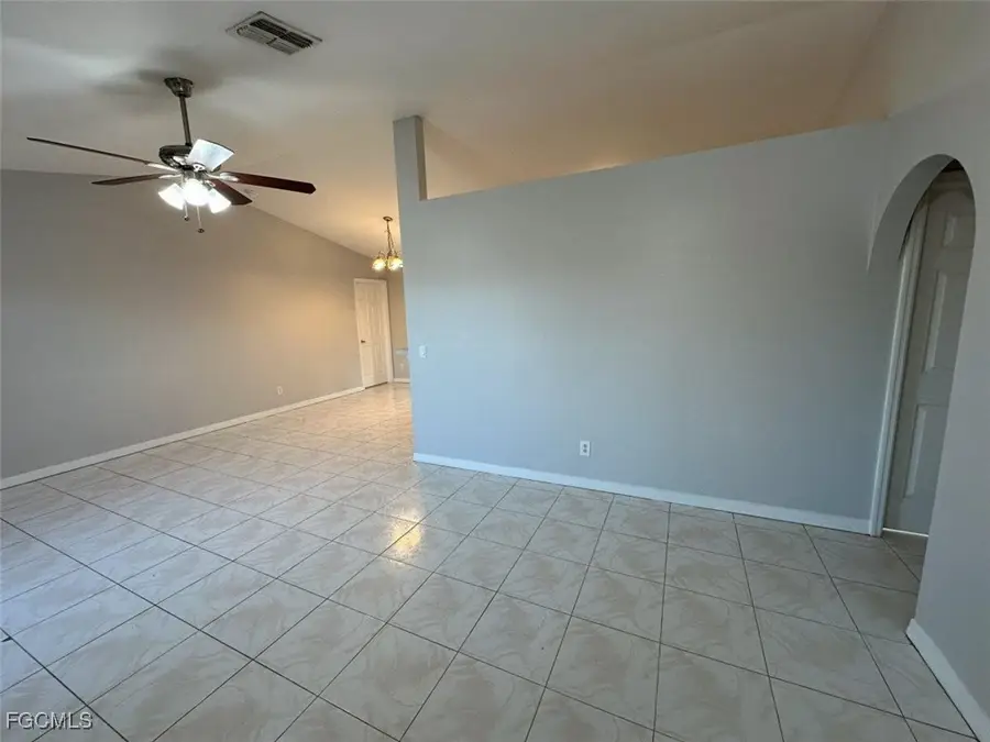 846 SW 16th Terrace, Cape Coral, FL 33991 - #3