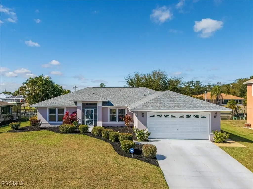 20 NE 8th Place, Cape Coral, FL 33909 - Image #1