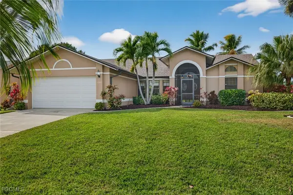 1206 SW 1st Place, Cape Coral, FL 33991