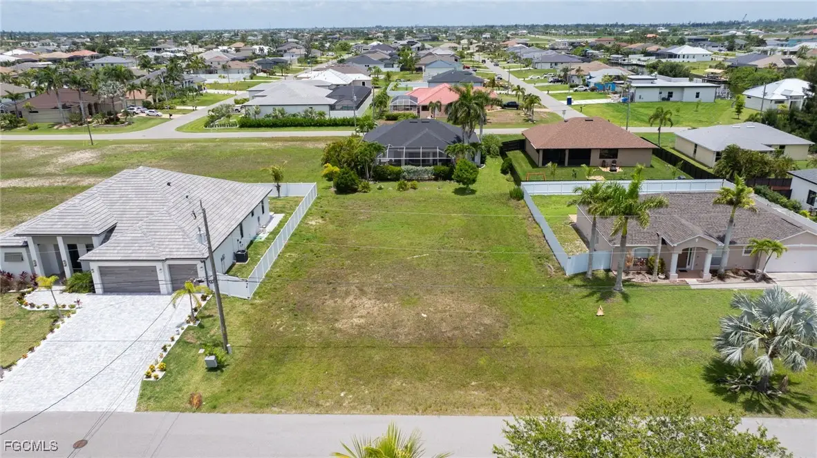 105 NW 35th Place, Cape Coral, FL 33993 - Image #1