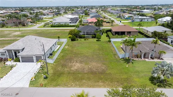 105 NW 35th Place, Cape Coral, FL 33993