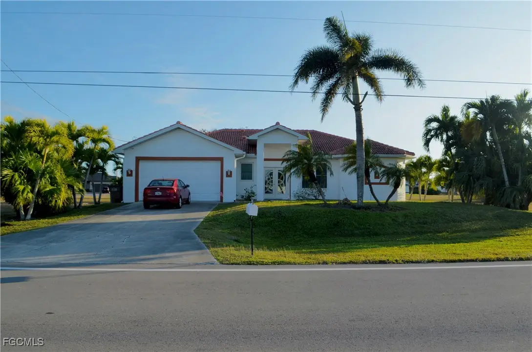 4316 Jacaranda Parkway W, Cape Coral, FL 33993 - Image #1