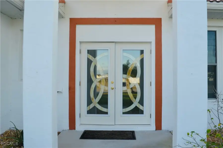 4316 Jacaranda Parkway W, Cape Coral, FL 33993 - Image #3