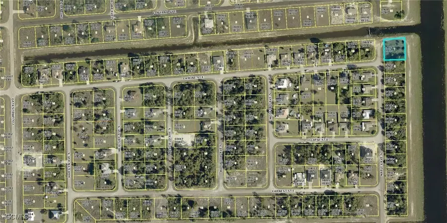 901 Naples Avenue S, Lehigh Acres, FL 33974 - Image #3