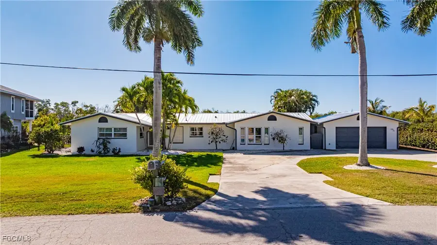 2579 Eighth Avenue, Saint James City, FL 33956 - #2