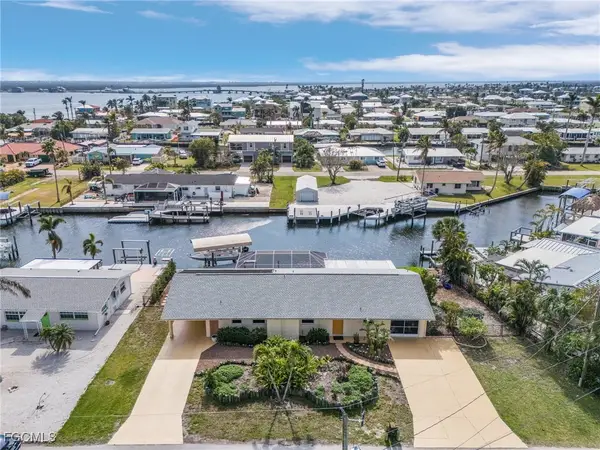 2859 Cheryl Street N #2, Matlacha, FL 33993