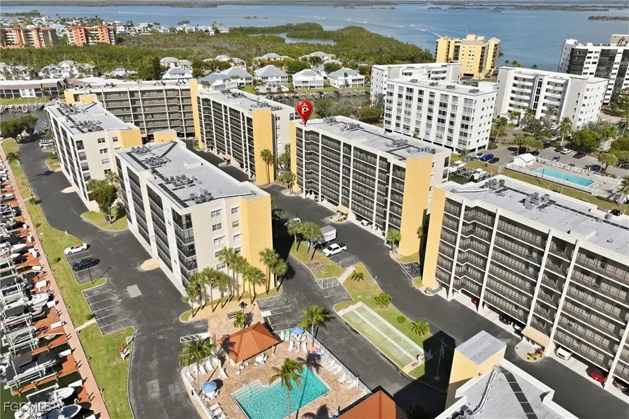 4421 Bay Beach Lane #611, Fort Myers Beach, FL 33931 - Image #2
